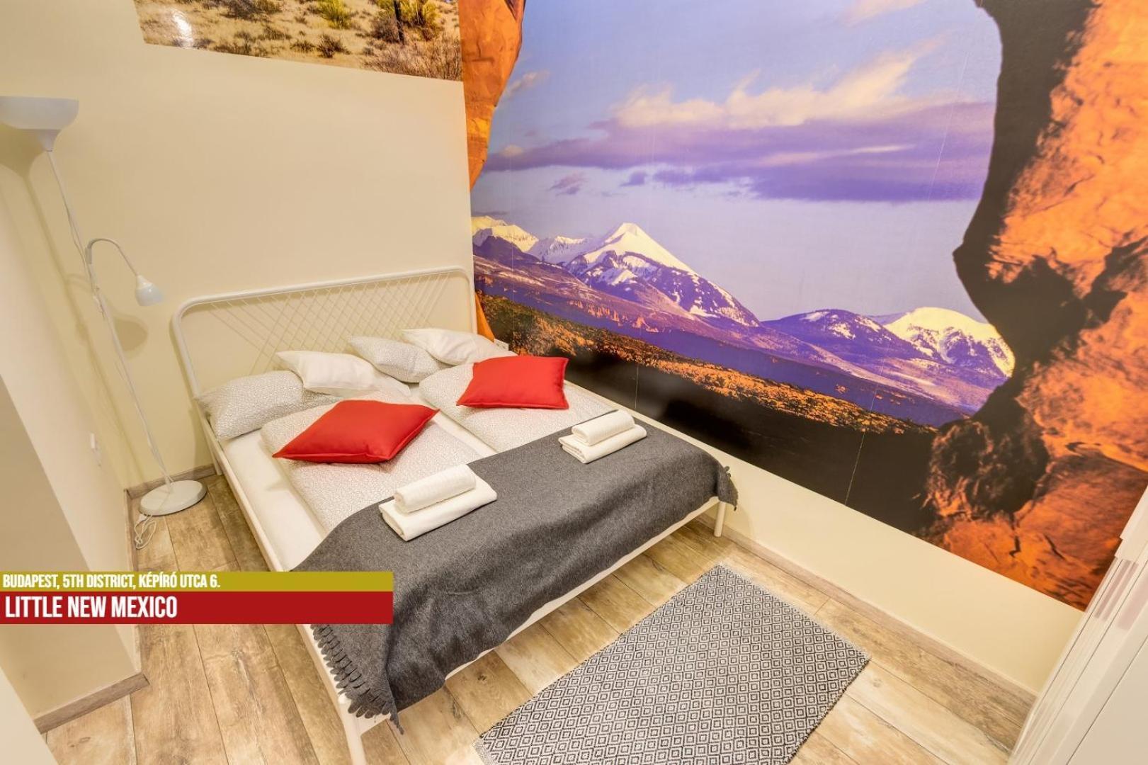 Little Americas Main Street Apartments بودابست المظهر الخارجي الصورة