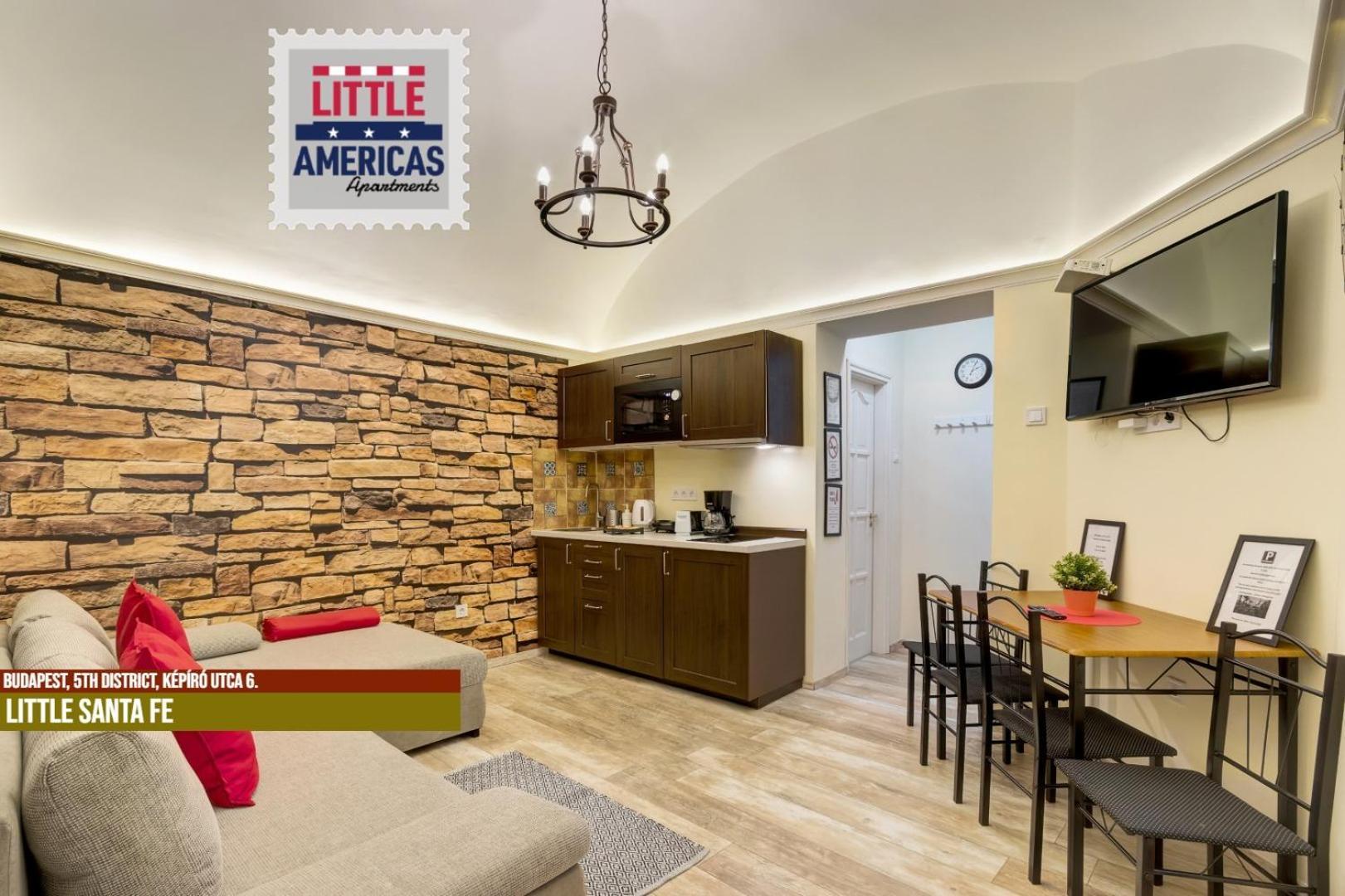 Little Americas Main Street Apartments بودابست المظهر الخارجي الصورة