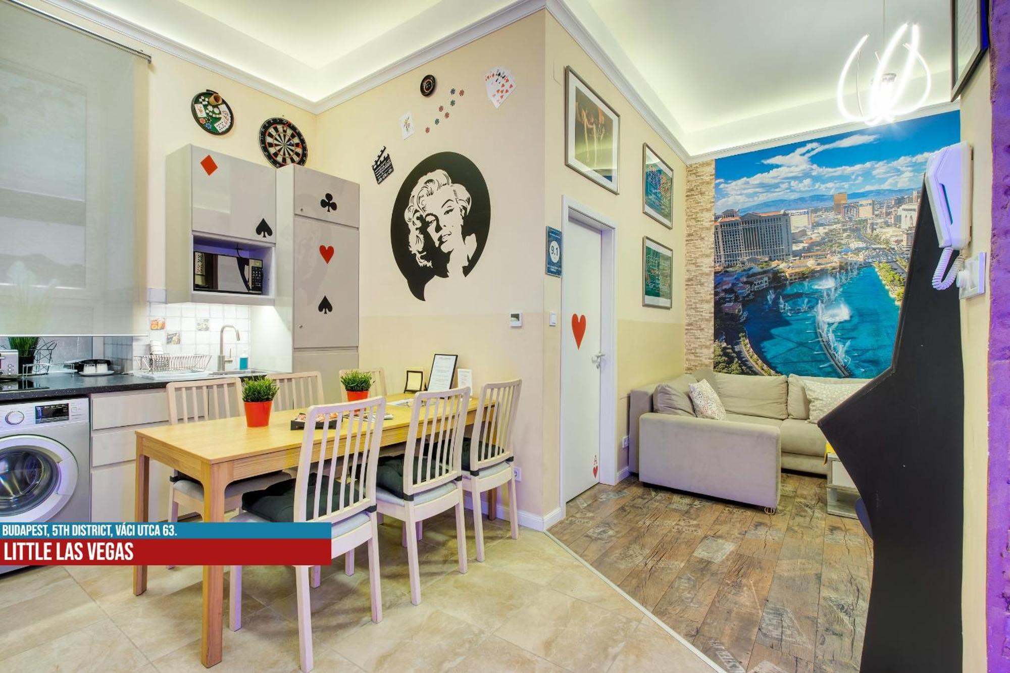 Little Americas Main Street Apartments بودابست المظهر الخارجي الصورة