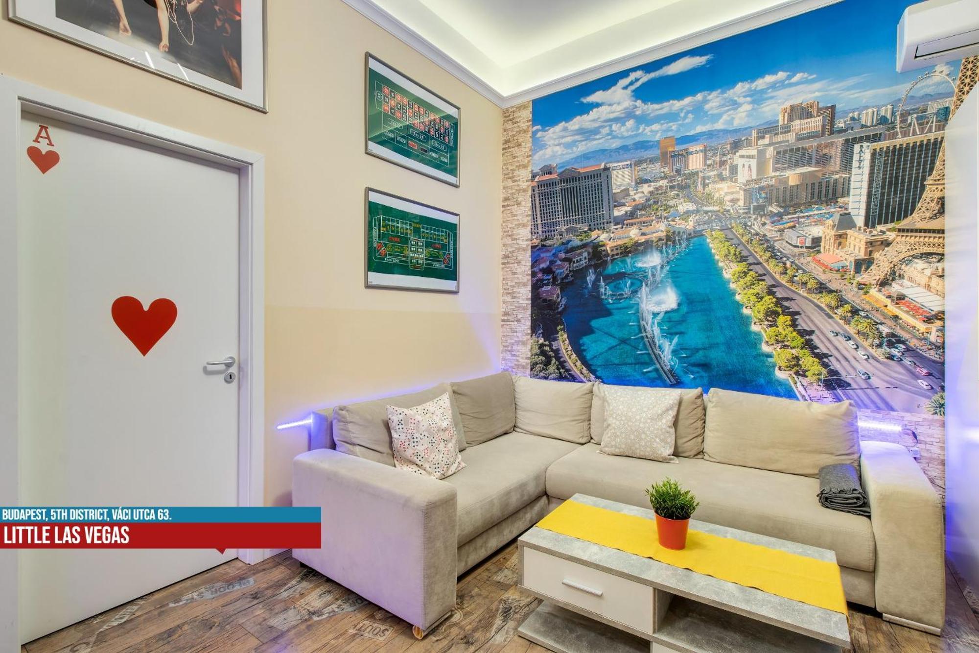Little Americas Main Street Apartments بودابست المظهر الخارجي الصورة