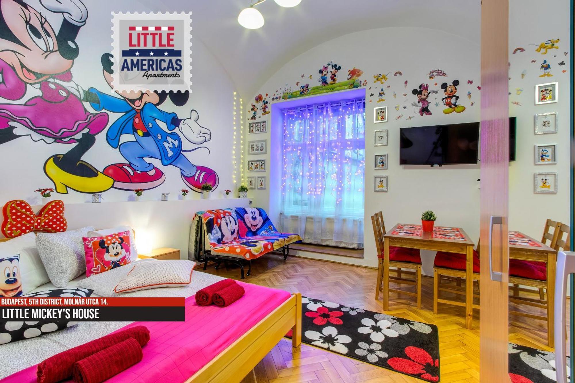 Little Americas Main Street Apartments بودابست المظهر الخارجي الصورة